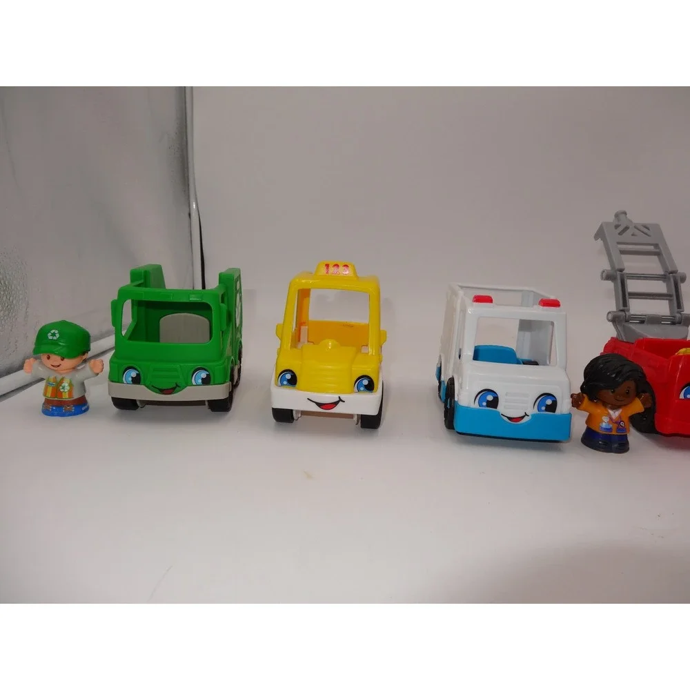 Fisher Price Little People Vehicle Lot of 5 Cars and 3 Figures Multi
